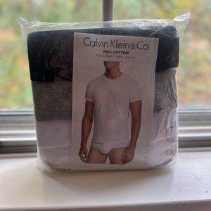 Calvin Klein Men's 4 pk Crew Tee Shirts Classic Fit 100% Cotton Large